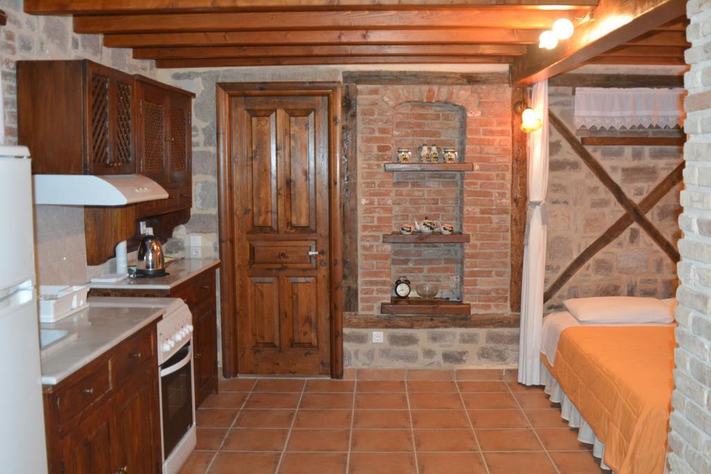 Lesvos Tower House Komninos Sigrion Room photo