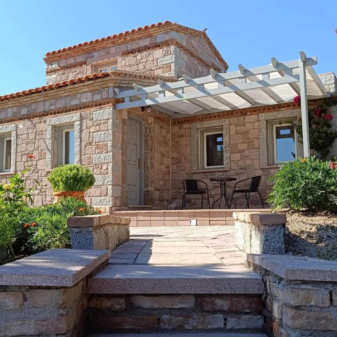 Lesvos Tower House Komninos Sigrion Exterior photo
